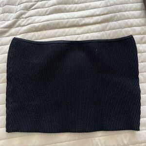 Aritzia black contour top